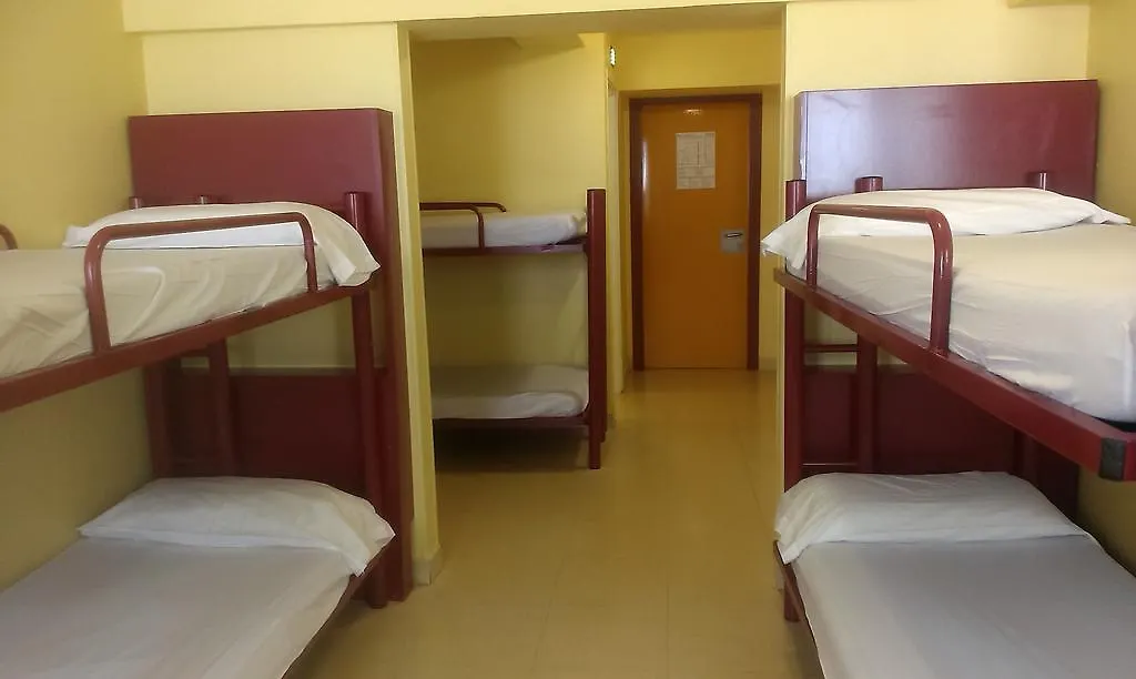 Hostel Alberg La Molina Xanascat